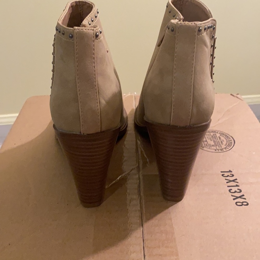 Shade Booties - Picture 6 of 6